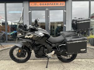 Motorrad, Reisemotorrad, Touringmaschine CFMOTO 700 MT inkl. Kofferset