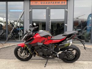 Motorrad, Naked QJMOTOR SRK 921